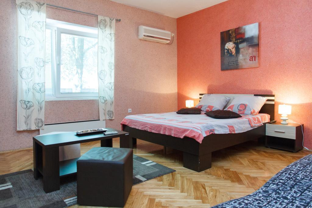 Apartment Aleksandar ベオグラード エクステリア 写真